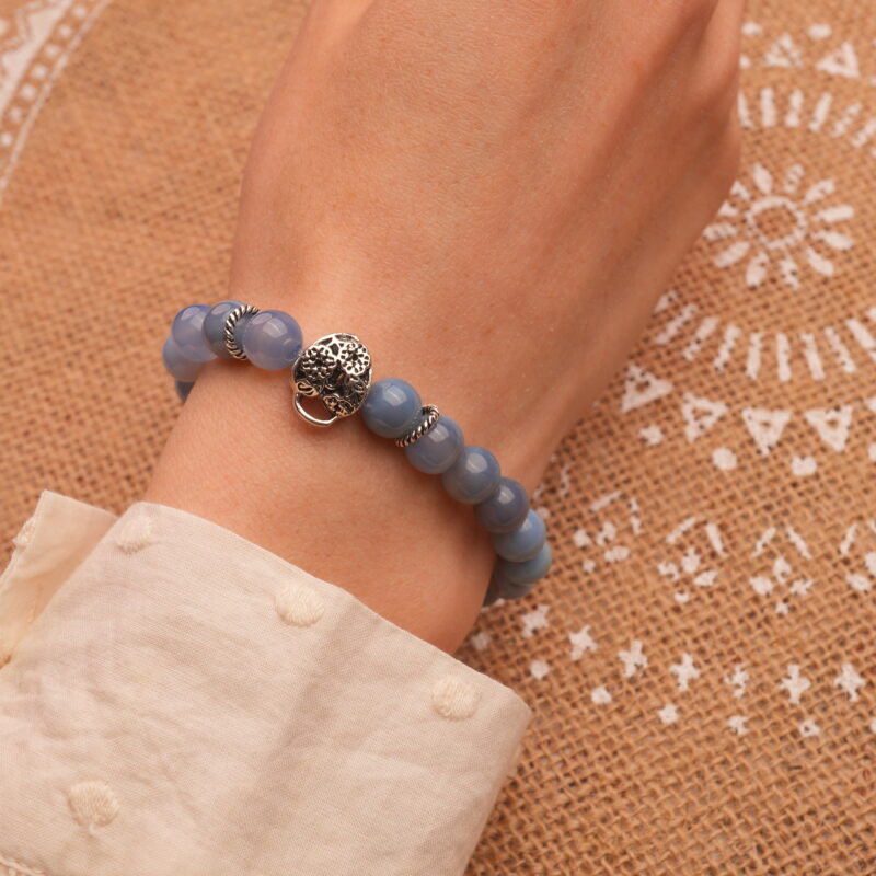 Wearing Blue Banded Agate Bead Bracelet – Natural Agate Jewelry with Silver