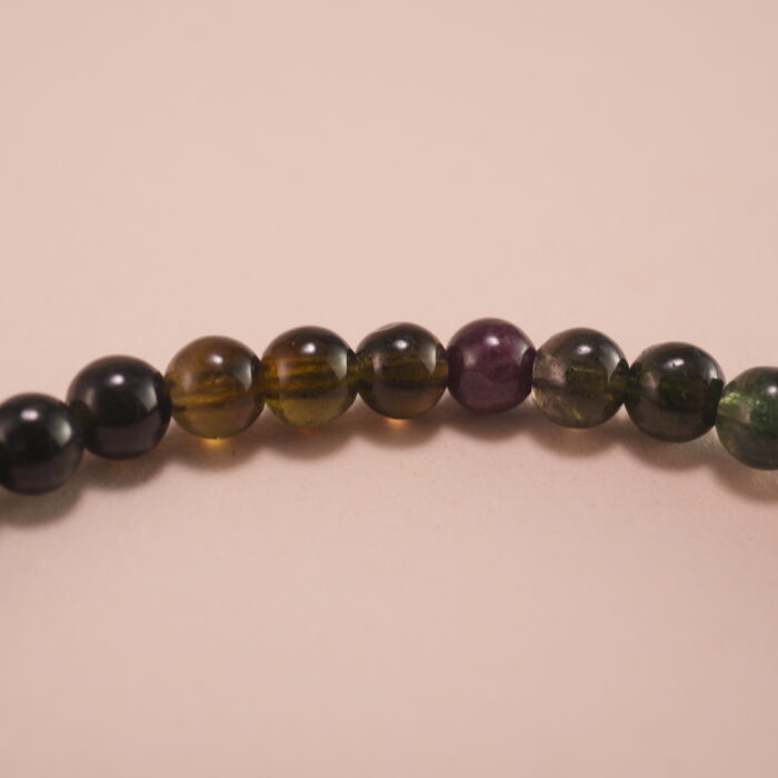 Tourmaline Beads and Leaf Charm Close-up – Beaded Bracelet Detail