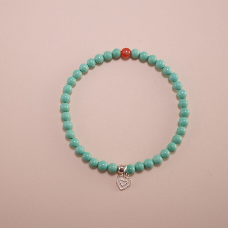 Turquoise and agate beaded bracelet with heart charm