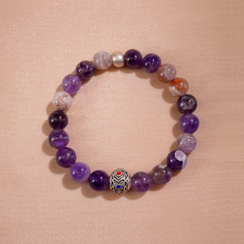 8mm Natural Amethyst Sleep Bracelet – Full Product View
