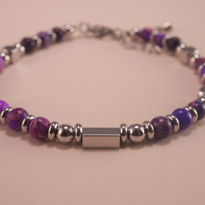 Zoom-in on the smooth polished beads and the S925 adjustable clasp detail