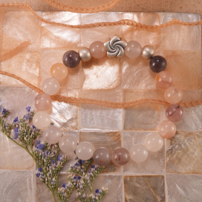 Aventurine S925 bracelet displayed in natural daylight with neutral background.